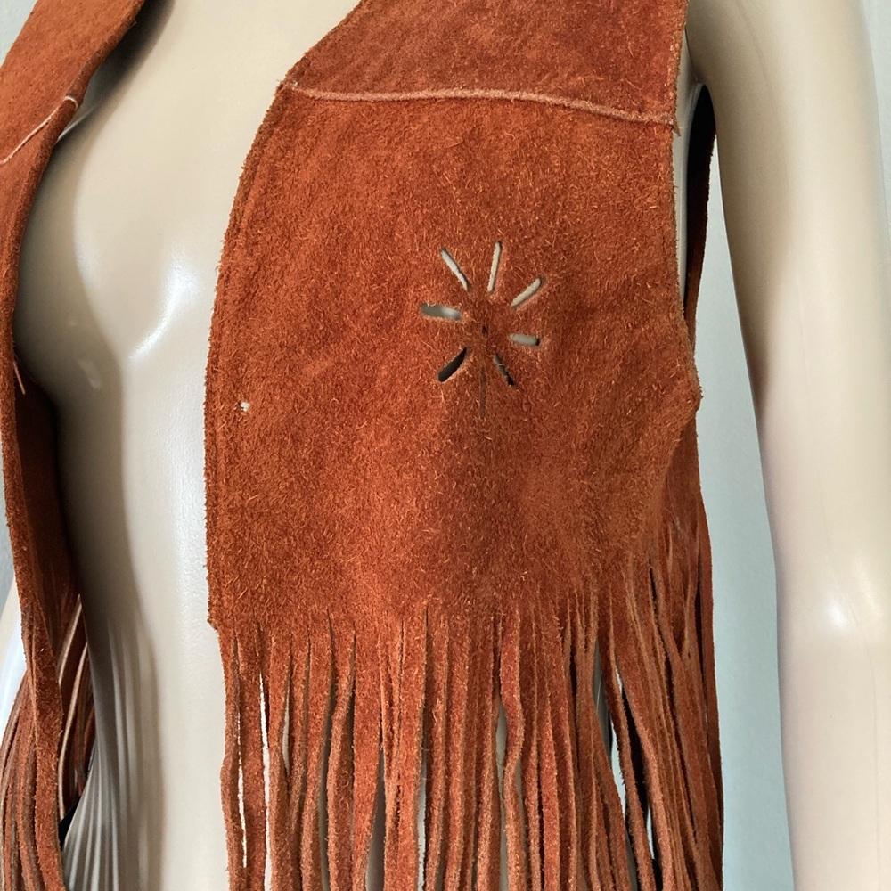 Vintage 60s 70s 80s Boho Hippie Brown Fringe Suede Vest Size S/XS - Picture 3 of 11